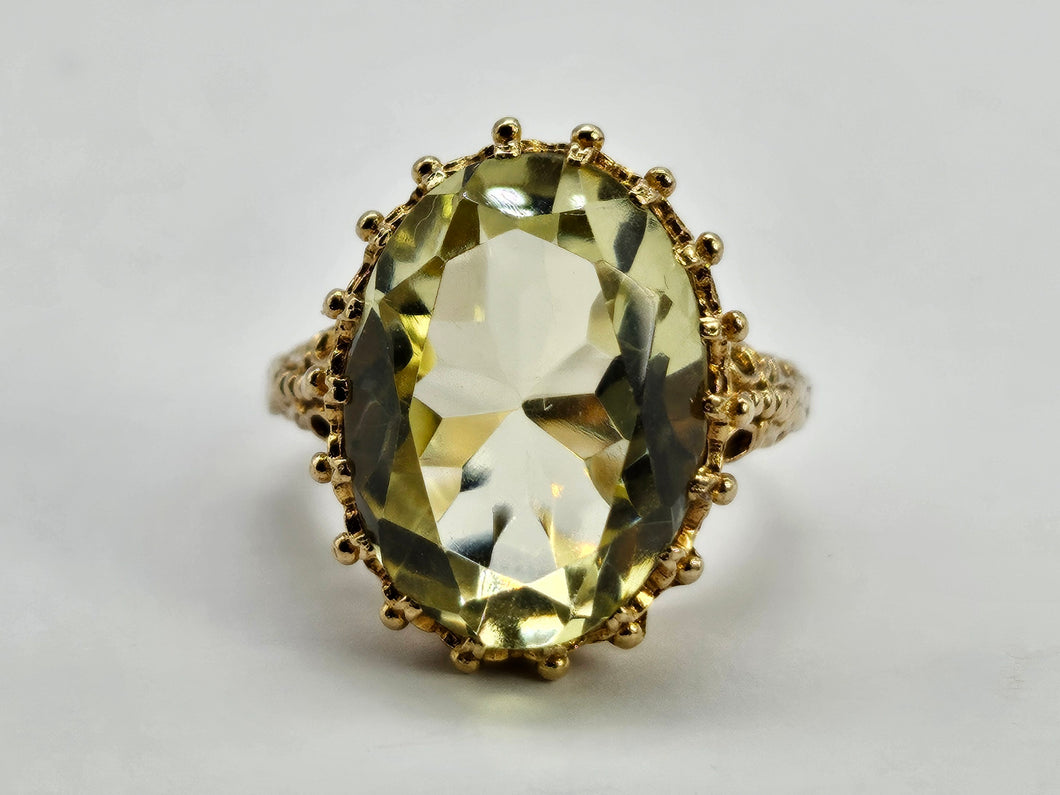 0804: Vintage: Statement 9ct Gold Green Amethyst Cocktail Ring- Date- Mark 1972