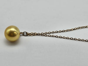 0854: Vintage: Rare; 9ct Gold Necklace (40cm( Golden Cultured Pearl Pendant- lovely combination