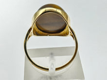 Load image into Gallery viewer, 0893: Vintage: 9ct Gold Cabochon Cut Eye of the Tiger Ring-  smooth &amp; mesmeric
