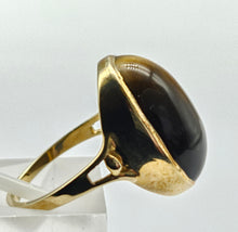 Load image into Gallery viewer, 0893: Vintage: 9ct Gold Cabochon Cut Eye of the Tiger Ring-  smooth &amp; mesmeric
