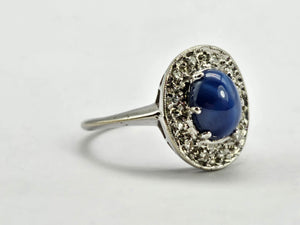 0923: Vintage: 14ct White Gold Cornflower Blue Star Sapphire Diamonds Ring- very special