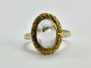 0255: Antique : 10ct Gold Pale Lilac Amethyst Dress Ring- mature stone, lovely hues