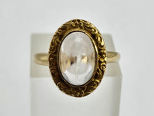 Load image into Gallery viewer, 0255: Antique : 10ct Gold Pale Lilac Amethyst Dress Ring- mature stone, lovely hues
