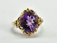 Load image into Gallery viewer, 0894: Vintage: 9ct Gold Rich Purple Amethyst Cocktail Ring- superb
