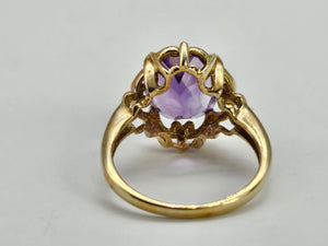 0894: Vintage: 9ct Gold Rich Purple Amethyst Cocktail Ring- superb