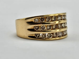 0844: Vintage 18ct Gold Champagne Diamonds Statement Ring -1ct of sparkling natural diamonds