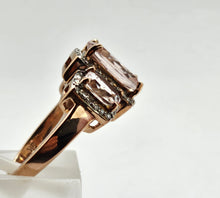 Load image into Gallery viewer, 0856: Vintage: 9ct Rose Gold Pink Morganites 52 Diamonds Cocktail Ring- exquisite
