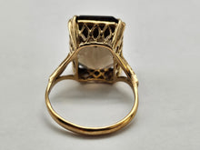 Load image into Gallery viewer, 0877: Vintage:: 9ct Gold Emerald Cut Cognac Quartz Ring- Date-Mark 1962
