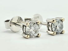 Load image into Gallery viewer, 0918: Vintage: 18ct White Gold Brilliant Cut Diamonds (0.6ct) Stud Earrings
