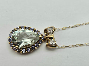 0565: Vintage: 9ct Gold Necklace, Green & Purple Amethyst Diamond Bow Pendant- lovely