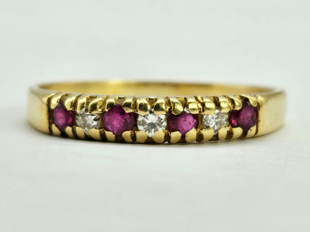 0837: Vintage: 18ct Gold Rubies Diamonds Half-Eternity/Stacker Ring- Date-Mark 1985