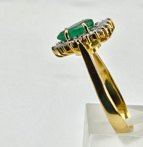 0911: Vintage: Exceptional 18ct Gold Emerald (1.25ct) Diamonds (0.56ct) Ring- Lush