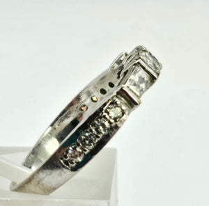 0925: Vintage' 18ct White Gold Baguette, Straight & Round Cut Diamonds (0.84ct) Stacker Ring- total quality&nbsp;