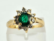 Load image into Gallery viewer, 0934: Vintage; 18ct Gold Emerald 10 Diamonds Flower Head Ring- sparkling beauty
