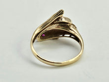 Load image into Gallery viewer, 0731: Vintage: 60 years Old 9ct Gold Snake Ring- Date-Mark 1965- remarkable condition
