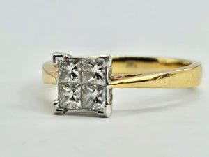 0937: Vintage: 18ct Gold Princess cut Diamonds (0.6ct)&nbsp; Geometric Set Ring