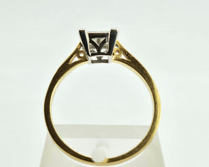 0937: Vintage: 18ct Gold Princess cut Diamonds (0.6ct)&nbsp; Geometric Set Ring