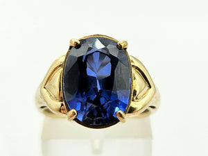 0765: Vintage; 9ct Gold French Blue Sapphire Cocktail Ring- remarkable