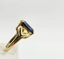 Load image into Gallery viewer, 0765: Vintage; 9ct Gold French Blue Sapphire Cocktail Ring- remarkable
