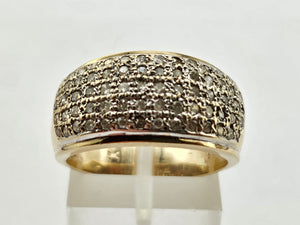 0768 : Vintage: 9ct Gold 70 Round Cut Diamonds Dress Ring- 1ct of sparkling diamonds