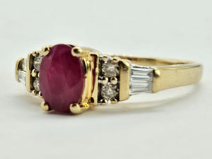 0795: Vintage: 14ct Gold Rubies Baguette Diamonds Dress Ring- lovely symmetry