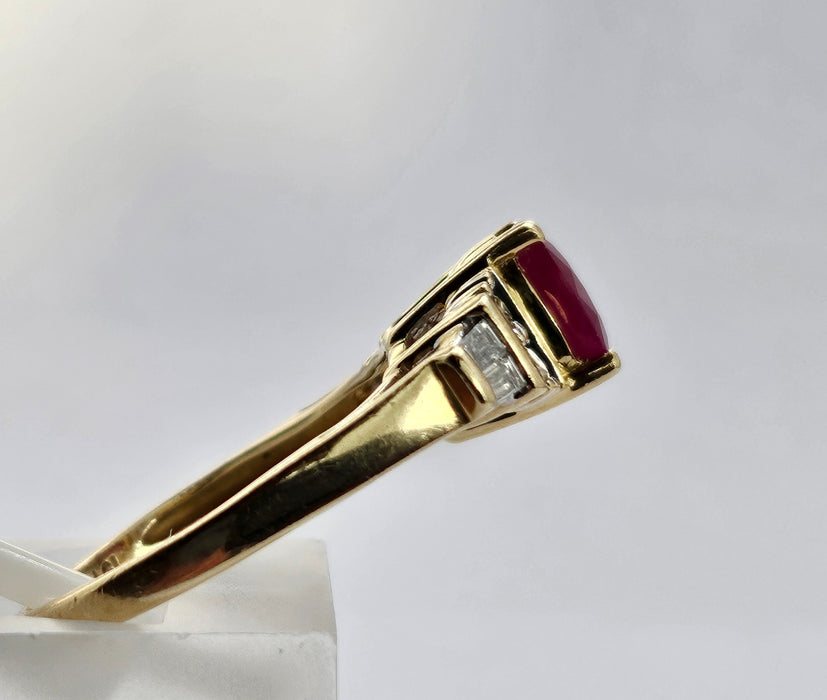6275 Vintage: 14ct Gold Rubies Baguette Diamonds Art Deco Style  Ring