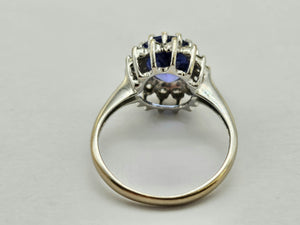 0813: Vintage: 18ct Gold Persian Blue Tanzanite Diamonds Halo Cluster Ring- fabulous