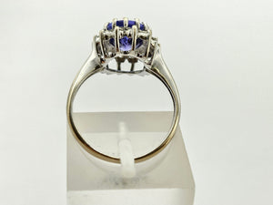 0813: Vintage: 18ct Gold Persian Blue Tanzanite Diamonds Halo Cluster Ring- fabulous