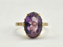 Load image into Gallery viewer, 0829: Vintage: 9ct Gold Lilac Amethyst Cocktail Ring -Date-Mark 1979- 46 Years old
