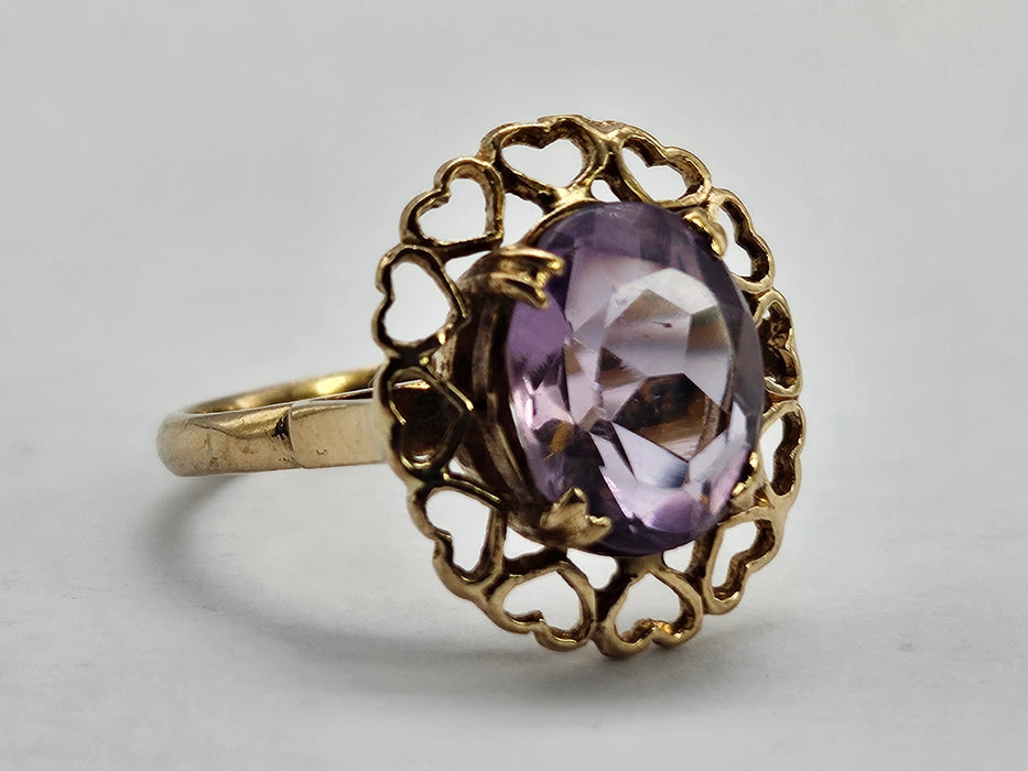 Vintage: Rare: 9ct Gold Lilac Amethyst Heart Set Ring — From 1959