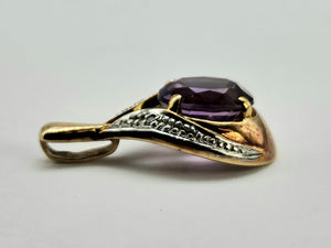 0805:Vintage: 9ct Gold Pear-Shaped Amethyst Diamonds Pendant- petite, sparkling