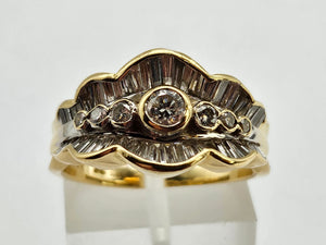 0808: Vintage: 18ct Gold Art Deco Style ( 1ct) Diamonds Ring- sparkling symmetry