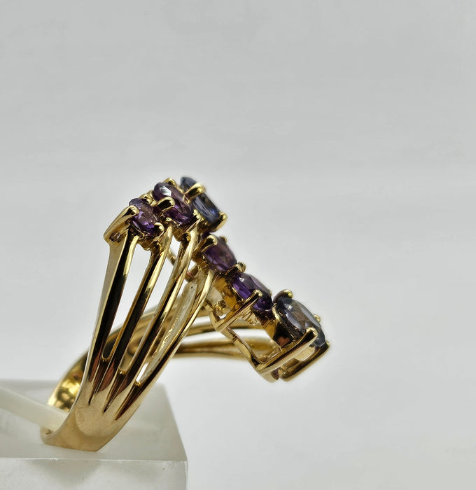 6319- Vintage 9ct Gold Iolites Amethysts Abstract Cocktail Ring