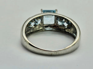 0531: Vintage: 9ct White Gold Swiss Blue Topaz Diamonds Dress/Stacker Ring