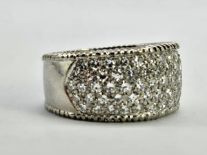 0572: Vintage: Magnificent 18ct White Gold (1.75ct)Diamonds Statement Ring- incredibly sparkly