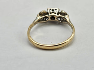 0675: Vintage: 18ct Gold Art Deco Full Round Cut Diamond Solitaire- around 100 years old,