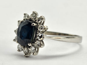 0769: Vintage; 18ct White Gold French Blue Sapphire 12 Diamonds Cluster Ring