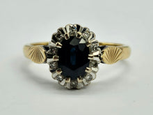 Cargar imagen en el visor de la galería, 0580: Vintage Old: 18ct Gold French Blue Sapphires 10 Diamonds Cluster Ring
