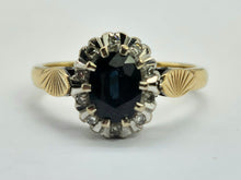 Cargar imagen en el visor de la galería, 0580: Vintage Old: 18ct Gold French Blue Sapphires 10 Diamonds Cluster Ring
