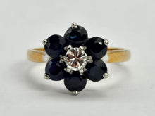 Cargar imagen en el visor de la galería, 0582: Vintage: 18ct Gold: Blue Sapphire Diamond Floral Ring- super quality
