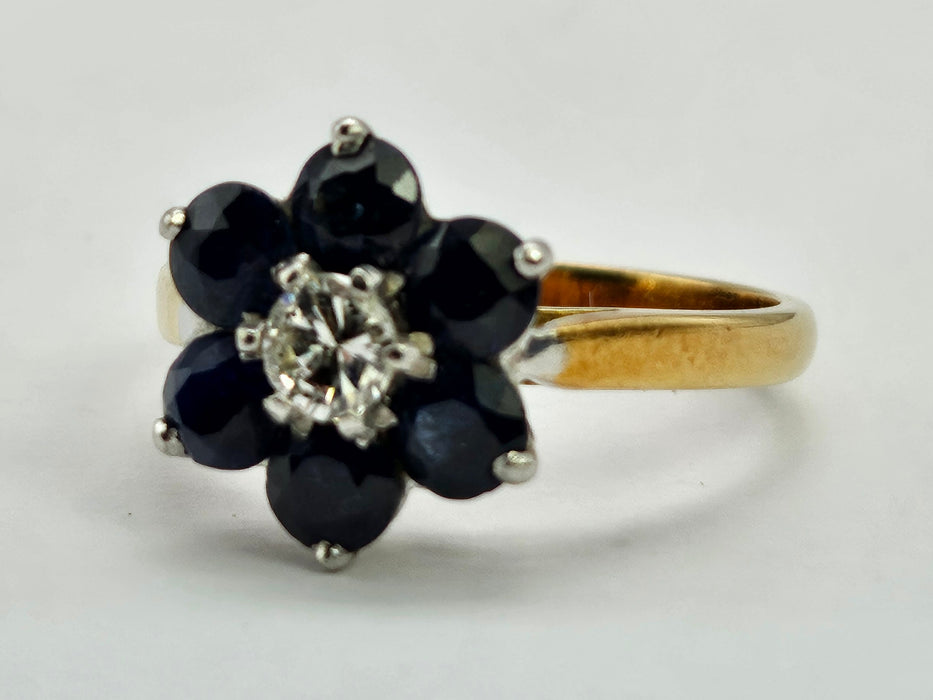 6313  Vintage: 18ct Gold: Blue Sapphire Diamond Floral Ring- super quality