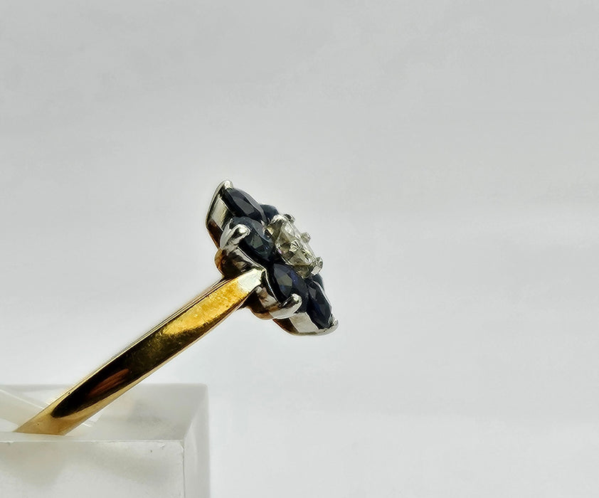 6313  Vintage: 18ct Gold: Blue Sapphire Diamond Floral Ring- super quality
