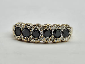 0711: Vintage: 9ct Gold Black White Diamonds "Salt &amp; Pepper"&nbsp; Stacker Ring- exquisite