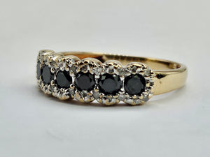 0711: Vintage: 9ct Gold Black White Diamonds "Salt &amp; Pepper"&nbsp; Stacker Ring- exquisite