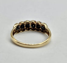 Cargar imagen en el visor de la galería, 0711: Vintage: 9ct Gold Black White Diamonds &quot;Salt &amp; Pepper&quot;&nbsp; Stacker Ring- exquisite
