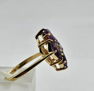 0798: Vintage: 14ct Gold Marquise- Cut Purple Amethysts Ring- Geometric Set&nbsp;