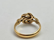 Cargar imagen en el visor de la galería, 0922: Antique: 18ct Gold &quot;Lovers-Knot&quot; Ring- Date- Mark 1910
