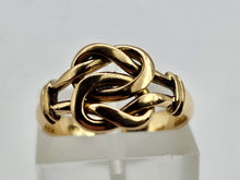 Cargar imagen en el visor de la galería, 0922: Antique: 18ct Gold &quot;Lovers-Knot&quot; Ring- Date- Mark 1910
