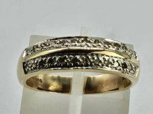 0713: Vintage: 9ct Gold Tiered Diamonds Stacker/Dress Ring