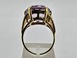 0723: Vintage: Statement: 9ct Gold Round Cut Lilac Amethyst Ring- mature hues, lovely colours